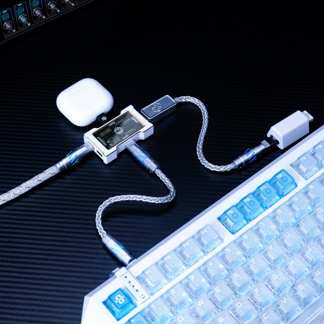 Esports Gaming Brands - カスタムHMHub共同ブランドeスポーツギフトボックス、低遅延キーボード＆アビエイタープラグケーブルデータラインセット、プレミアムゲーミングギフト